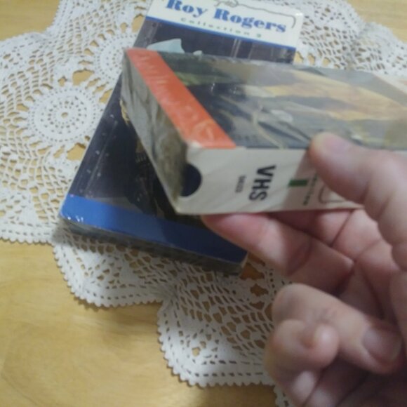 VHS - Roy Rogers collection, volumes 1 and 2, sealed - Picture 5 of 7